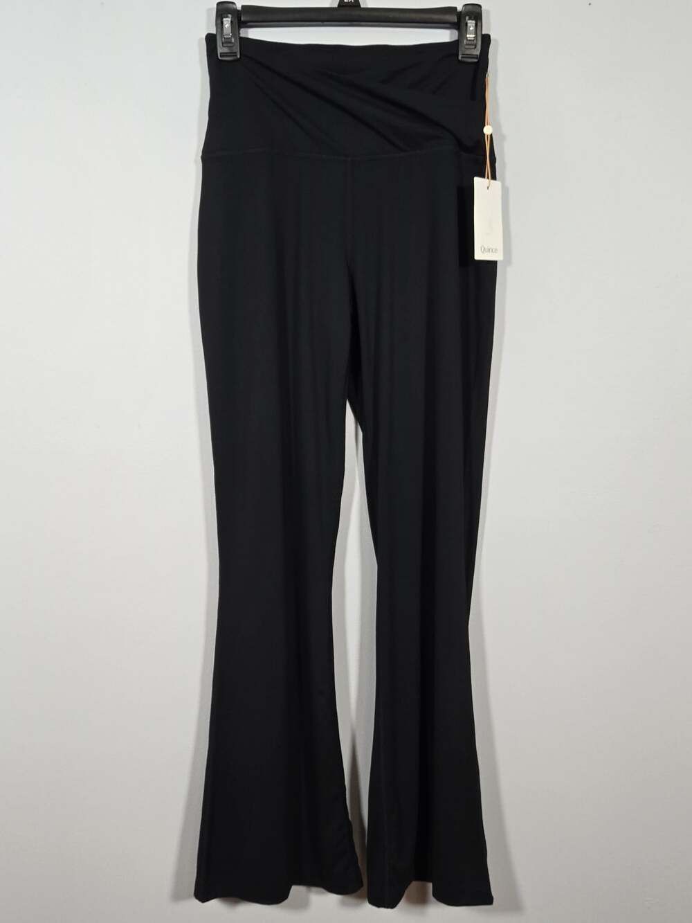 NWT Quince Womens Ultra-Form High-Rise Crossover Flared Legging Pant Black sz M